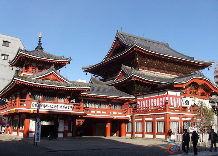 日本游特价机票:上海飞福冈、名古屋，2-9人小团队，每人低至700元往返!