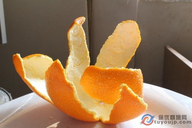 冬天用橘子皮泡脚、泡澡好处多多!正确用橘子